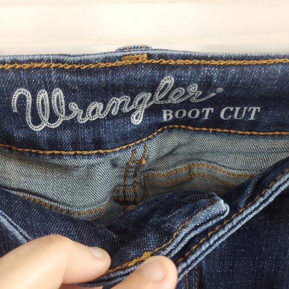 Wrangler Bootcut Womens Dark Blue Wash Denim Jeans Sz 9 x 34 - Picture 6 of 14